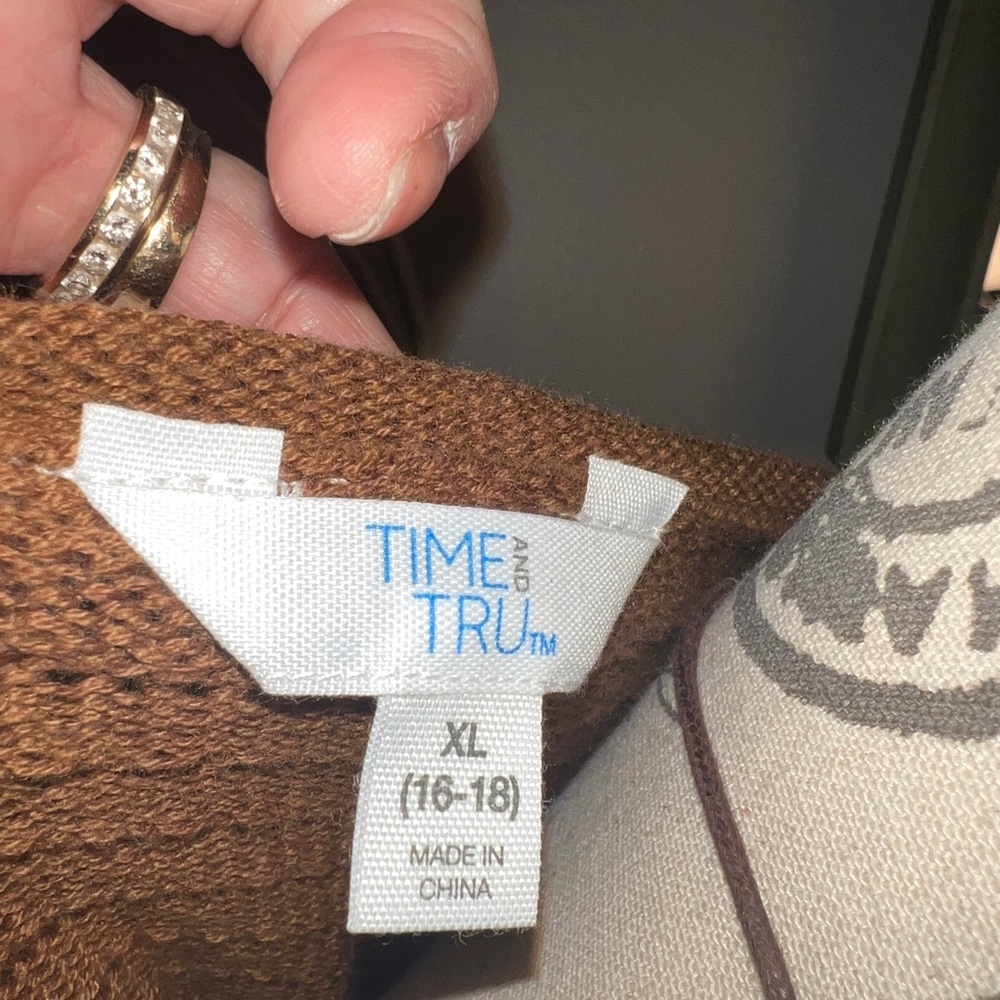 NWOT; Great for the fall. - Picture 5 of 5